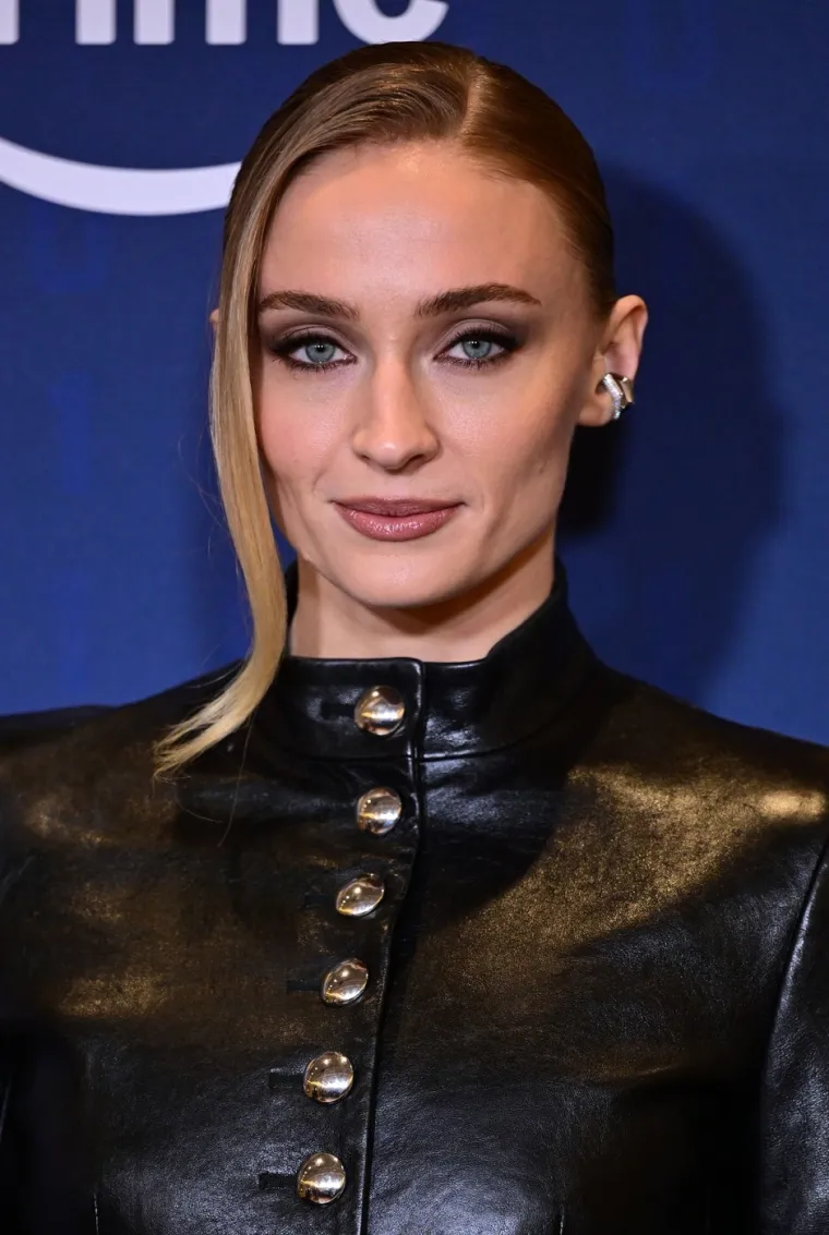 Prelijepa Sophie Turner uskoro slavi 30 godina: Prisjetite se kako se mijenjala kroz godine