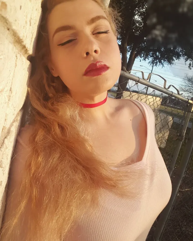 Zbog prekomjernih kilograma nije mogla hodati, a onda je napravila čudo: Danas izgleda sjajno