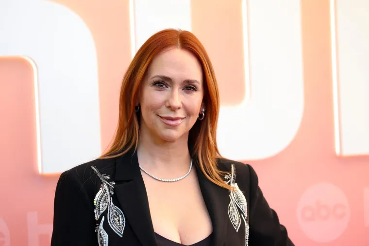 Nabacila kilograme pa se na&scaron;la na meti hejtera: Ovako danas izgleda fatalna '&Scaron;aptačica duhovima'