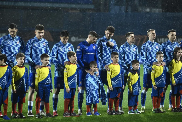 Dinamovci napravili prekrasnu gestu klincima: Evo za&scaron;to im mnogi ovo nikad neće zaboraviti