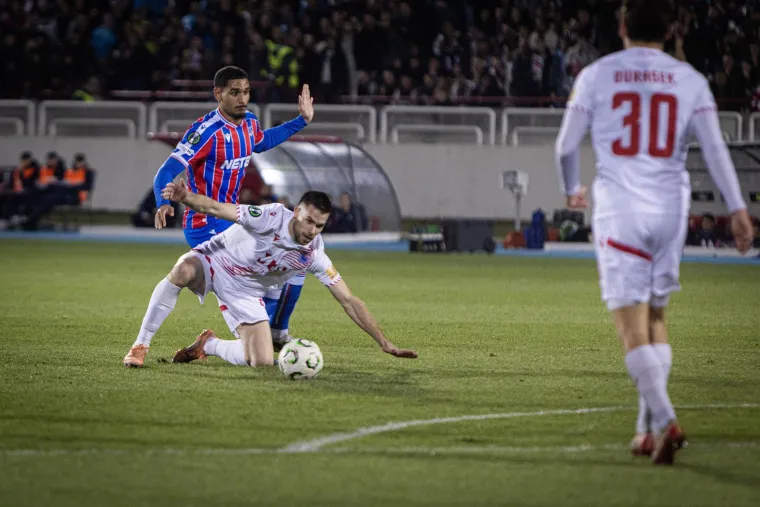 Zrinjski izborio remi u povijesnoj utakmici: Evo kako je izgledala nezaboravna ludnica u Mostaru