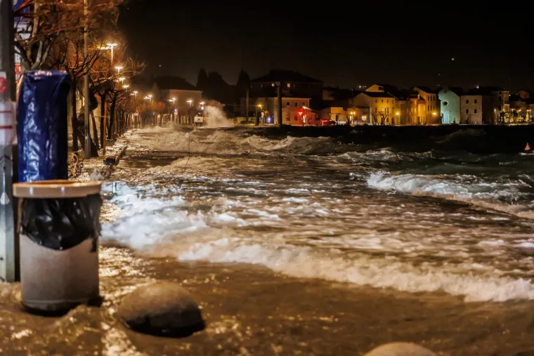 More progutalo rivu u Ka&scaron;telima, na udaru Čiovo i Split: Pogledajte posljedice nevremena
