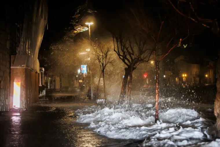 More progutalo rivu u Ka&scaron;telima, na udaru Čiovo i Split: Pogledajte posljedice nevremena
