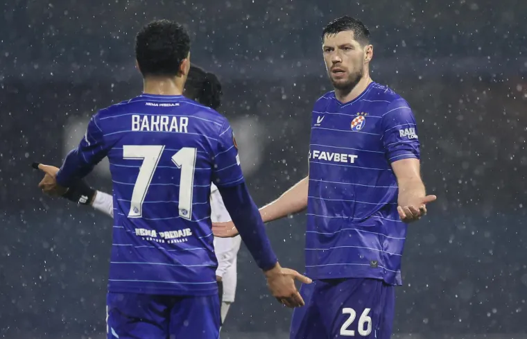 Pogledajte &scaron;to su igrači i stručni stožer Dinama napravili nakon poraza od Genka