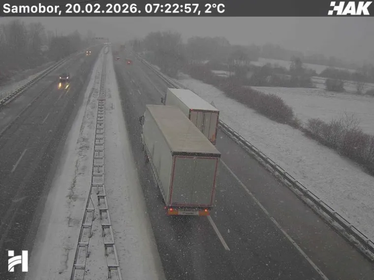 Snijeg zabijelio autoceste: Nesreća na A2, zimski uvjeti stvaraju probleme