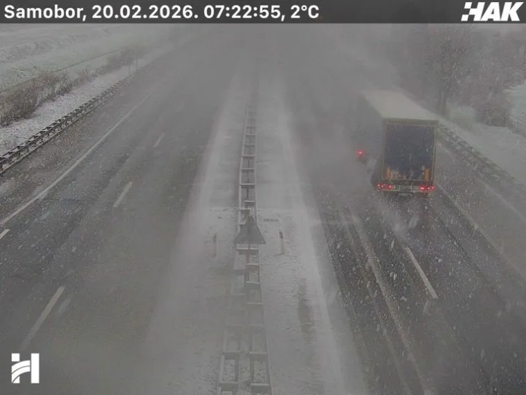 Snijeg zabijelio autoceste: Nesreća na A2, zimski uvjeti stvaraju probleme