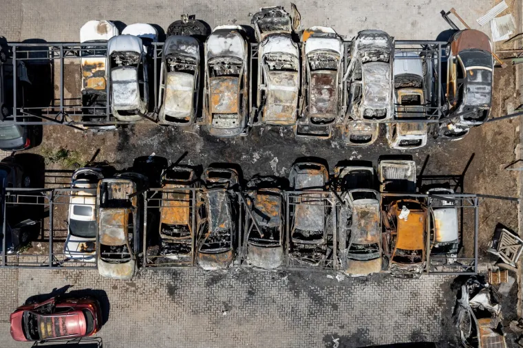 Prizori katastrofe lede krv u žilama: Cisterna eksplodirala nasred ceste, ljudi su gorili