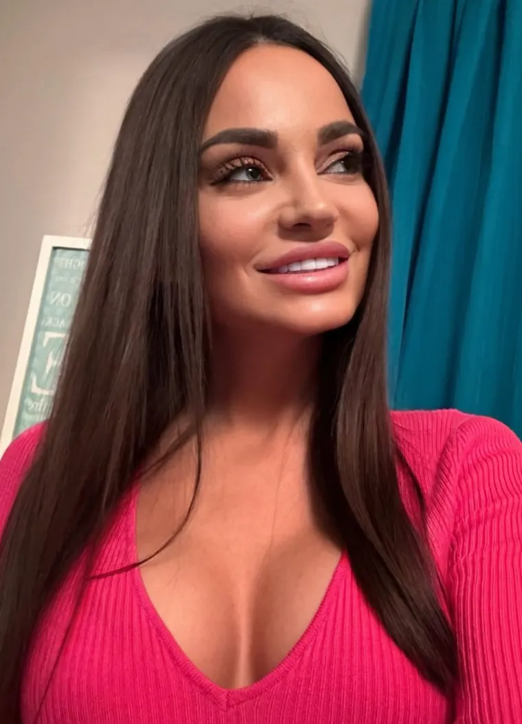 Tko je atraktivna Žaklina koja je do&scaron;la pomrsiti planove? Na nju je nemoguće ostati imun