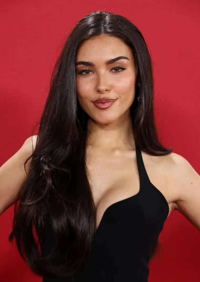 Tko je mlada pjevačica koju uspoređuju s Megan Fox? Otkrio ju je Justin Bieber