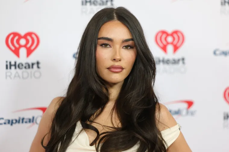 Tko je mlada pjevačica koju uspoređuju s Megan Fox? Otkrio ju je Justin Bieber