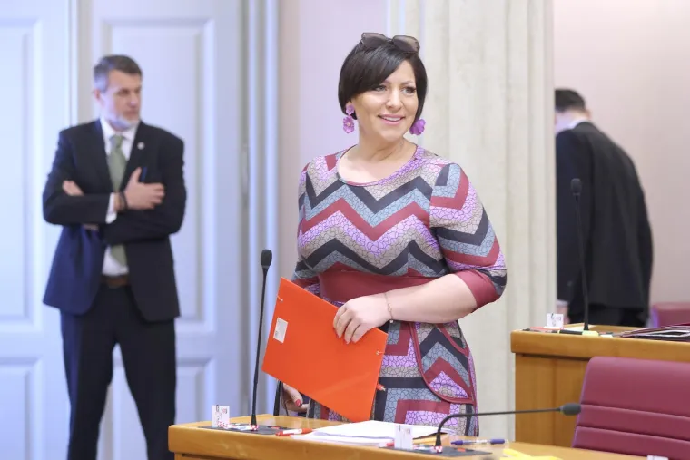 Gotovo neprepoznatljiva Bo&scaron;ka Ban Vlahek: Pogledajte kroz kakvu je transformaciju pro&scaron;la