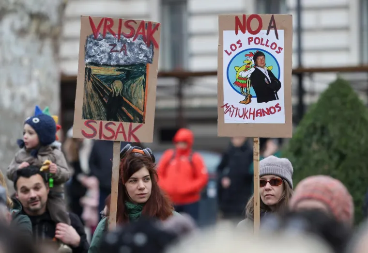 Pogledajte poruke s velikog prosvjeda, stigao i Miro Bulj - zagrlio se s 'Crokokom'...
