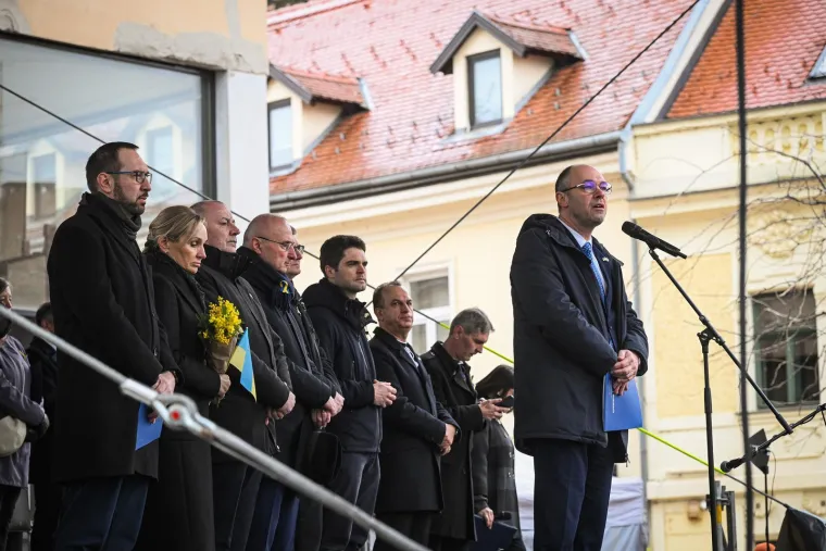 Transparenti i zastave u centru Zagreba: 'Danas Ukrajina, sutra Europa'
