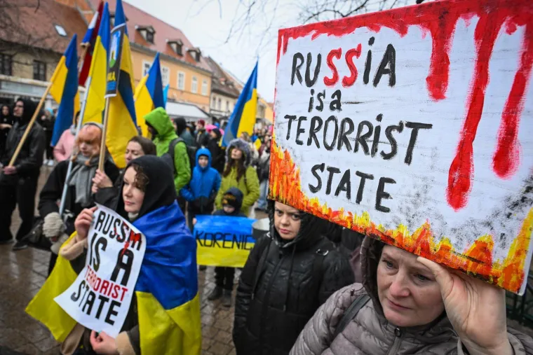 Transparenti i zastave u centru Zagreba: 'Danas Ukrajina, sutra Europa'