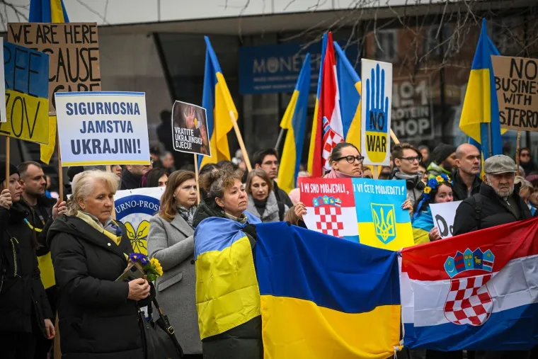 Transparenti i zastave u centru Zagreba: 'Danas Ukrajina, sutra Europa'