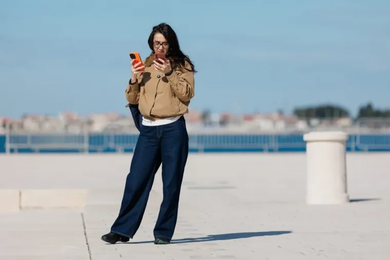Jesu li ovo najduže noge subotnje &scaron;pice u Zadru? Crnka u kožnoj minici zapalila Kalelargu