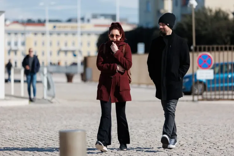 Jesu li ovo najduže noge subotnje &scaron;pice u Zadru? Crnka u kožnoj minici zapalila Kalelargu