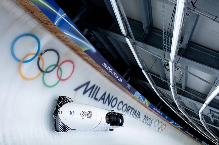 Prevrnuo se pri ogromnoj brzini pa ostao nepomično ležati, jezive fotografije obilaze svijet