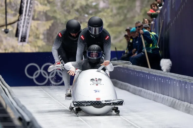 Prevrnuo se pri ogromnoj brzini pa ostao nepomično ležati, jezive fotografije obilaze svijet