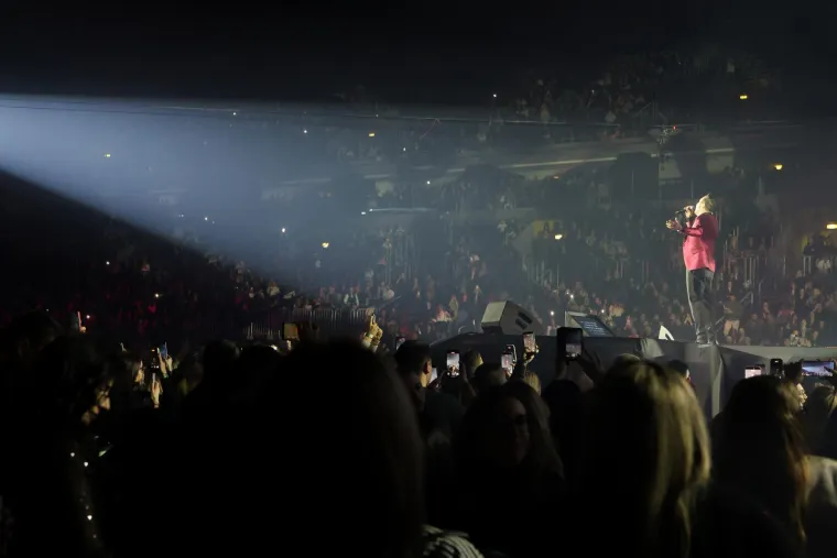 Spektakl u Areni Zagreb: Peđa Jovanović priredio večer za pamćenje i iznenadio posebnom go&scaron;ćom