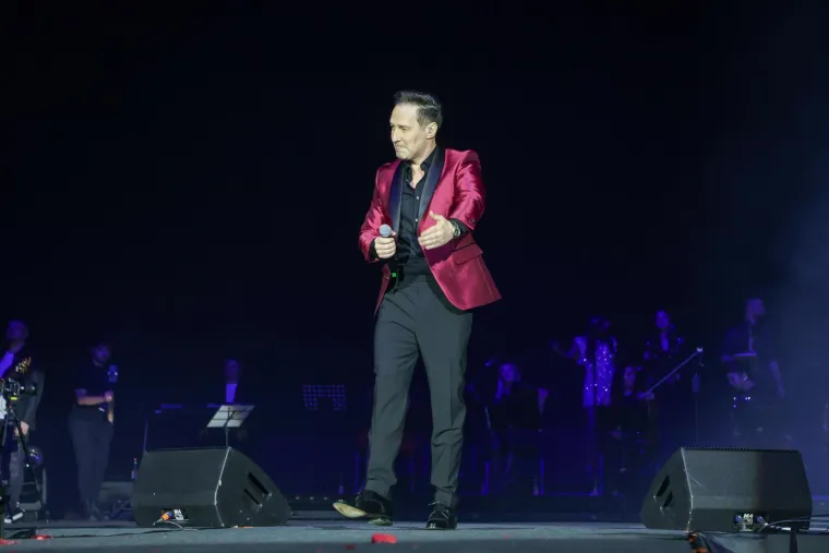 Spektakl u Areni Zagreb: Peđa Jovanović priredio večer za pamćenje i iznenadio posebnom go&scaron;ćom