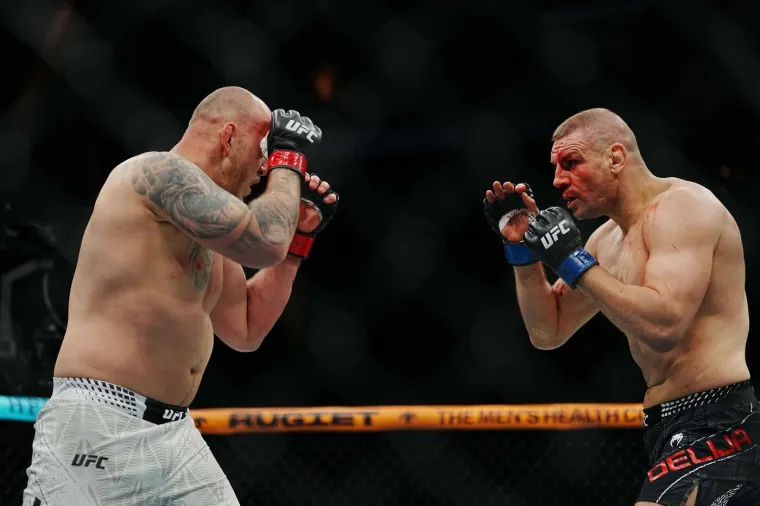 Luda borba u Houstonu: Delija pokazao srce, ali ostao 'kratak' za pobjedu