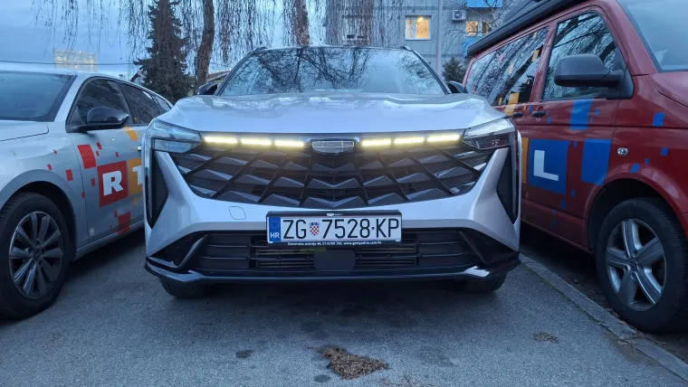 Testirali smo jedan od najpoželjnijih SUV-ova: Moćan izvana i skoro savr&scaron;en iznutra