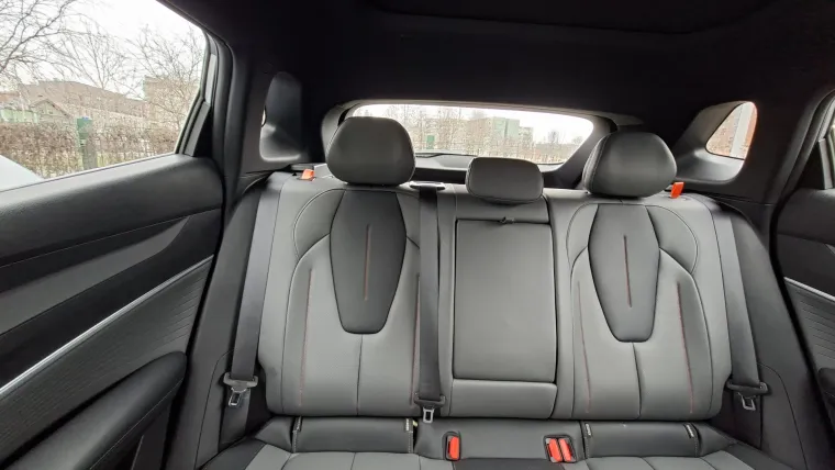 Testirali smo jedan od najpoželjnijih SUV-ova: Moćan izvana i skoro savr&scaron;en iznutra