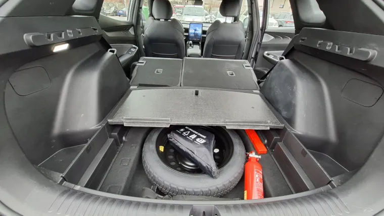 Testirali smo jedan od najpoželjnijih SUV-ova: Moćan izvana i skoro savr&scaron;en iznutra