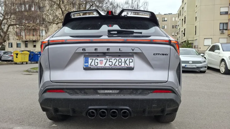 Testirali smo jedan od najpoželjnijih SUV-ova: Moćan izvana i skoro savr&scaron;en iznutra