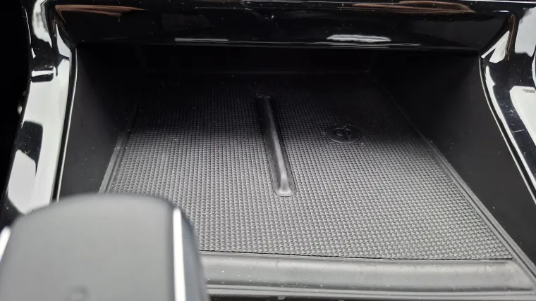 Testirali smo jedan od najpoželjnijih SUV-ova: Moćan izvana i skoro savr&scaron;en iznutra