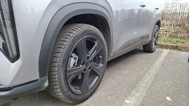 Testirali smo jedan od najpoželjnijih SUV-ova: Moćan izvana i skoro savr&scaron;en iznutra