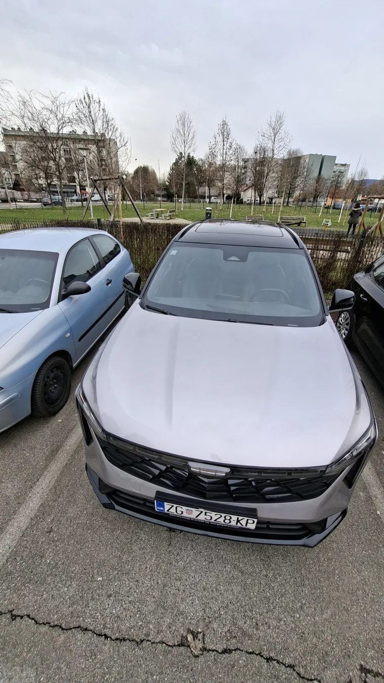 Testirali smo jedan od najpoželjnijih SUV-ova: Moćan izvana i skoro savr&scaron;en iznutra