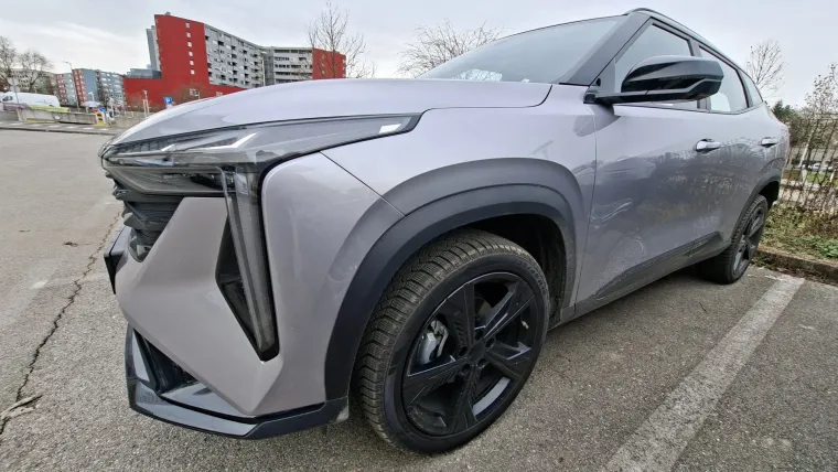 Testirali smo jedan od najpoželjnijih SUV-ova: Moćan izvana i skoro savr&scaron;en iznutra