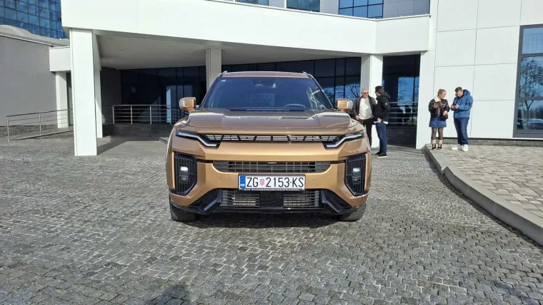 U Hrvatsku stigao novi hibridni SUV: Ima hrpu aduta, može li ugroziti velikane?