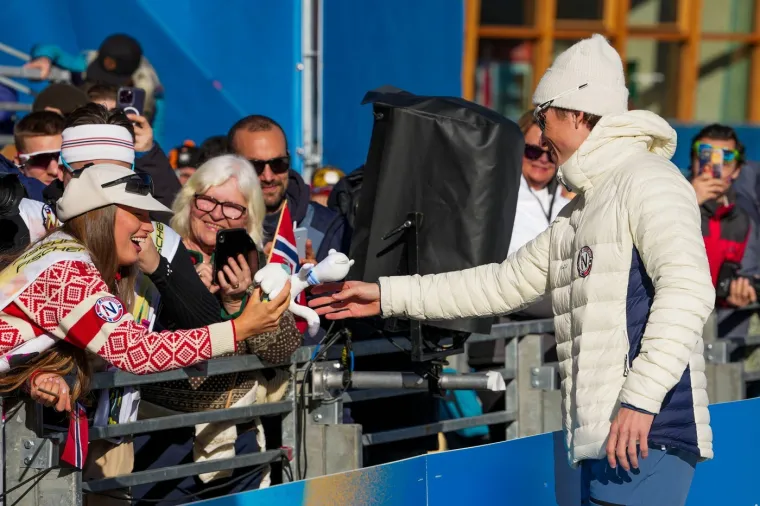 Mjesecima ju nije htio poljubiti, a onda joj priredio ovo: Junak Igara i prekrasna zaručnica postali hit