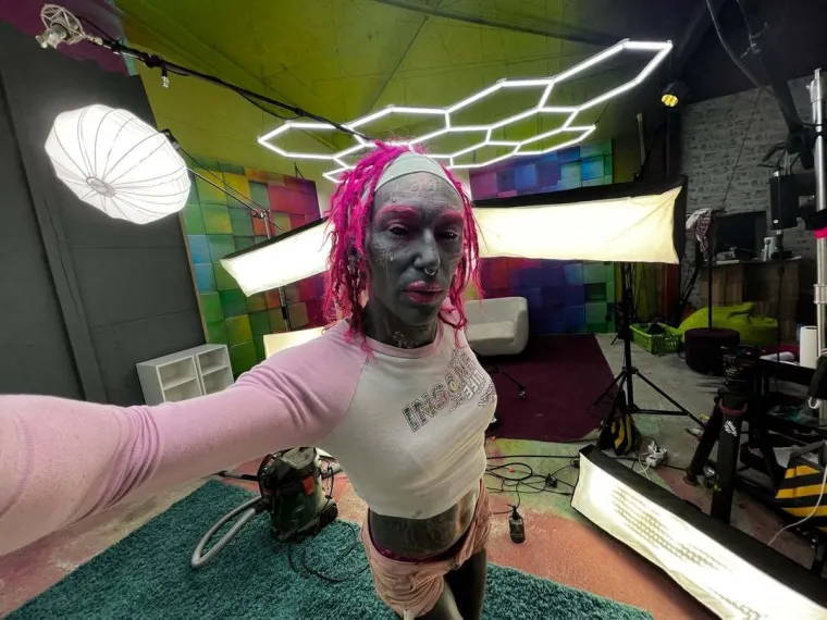 Transrodna umjetnica klijentici istetovirala slijepo oko: Rezultat je čudesan