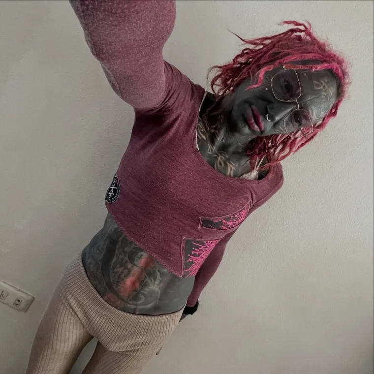 Transrodna umjetnica klijentici istetovirala slijepo oko: Rezultat je čudesan