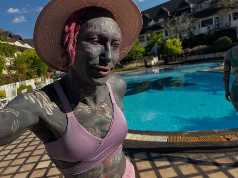 Transrodna umjetnica klijentici istetovirala slijepo oko: Rezultat je čudesan