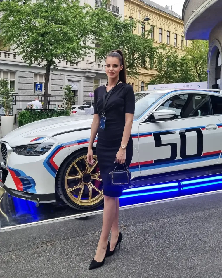 Izbačena prije ceremonije ruža: Tko je zgodna misica koja je napustila 'Gospodina Savr&scaron;enog'?