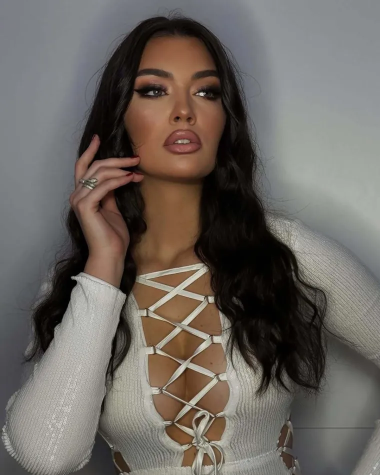 Borba za Karla i Petra postaje sve napetija: Ovih osam djevojaka već je ispalo iz showa