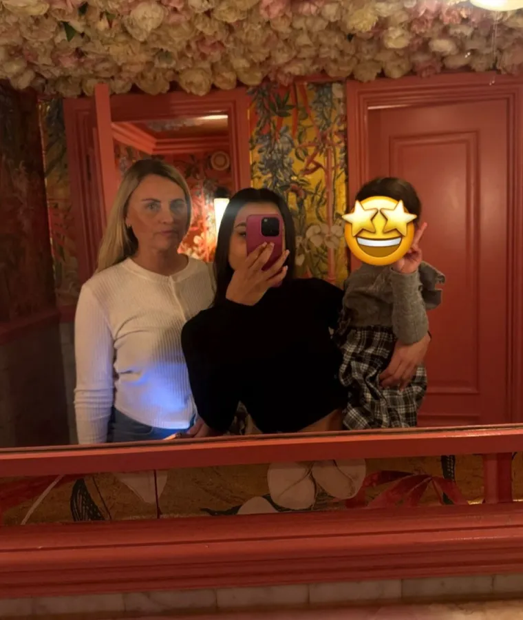 Majka lijepe 20-godi&scaron;njakinje otkrila kako od nje odbija udvarače koje procijeni kao bezveznjake