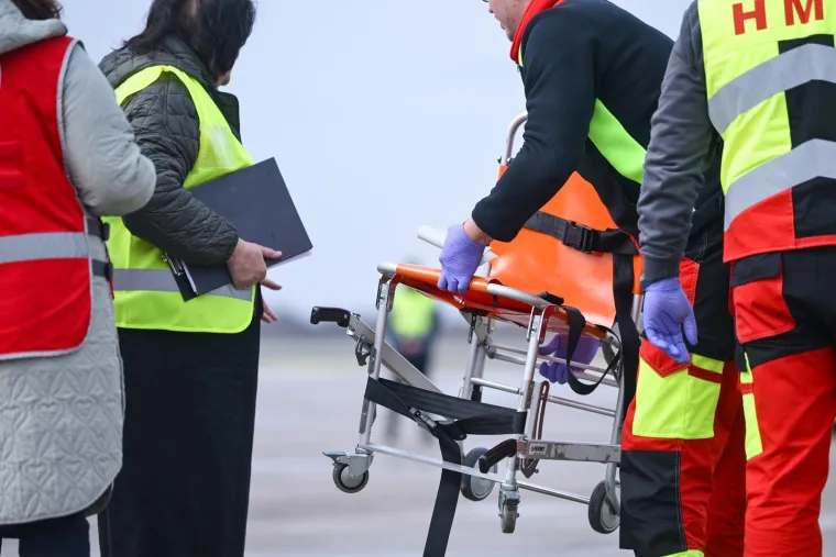 Potresni prizori na 'Tuđmanu': Ovo su heroji koje će operirati i liječiti hrvatski doktori