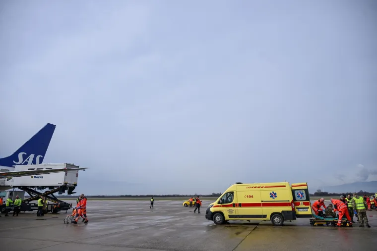 Potresni prizori na 'Tuđmanu': Ovo su heroji koje će operirati i liječiti hrvatski doktori