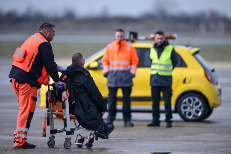 Potresni prizori na 'Tuđmanu': Ovo su heroji koje će operirati i liječiti hrvatski doktori