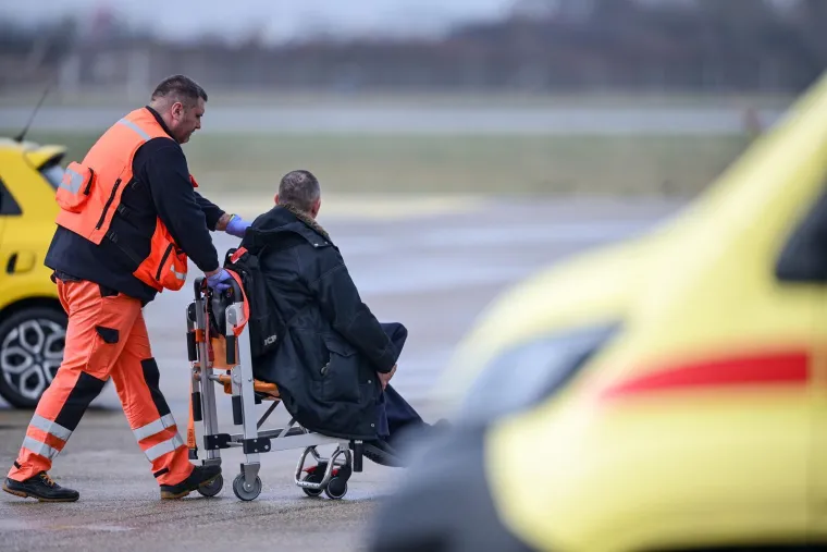 Potresni prizori na 'Tuđmanu': Ovo su heroji koje će operirati i liječiti hrvatski doktori