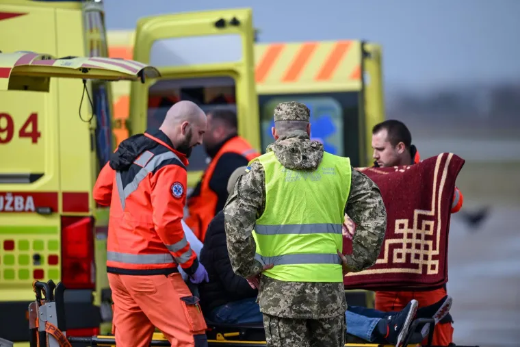 Potresni prizori na 'Tuđmanu': Ovo su heroji koje će operirati i liječiti hrvatski doktori