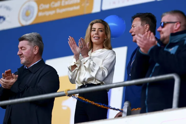 Zvali su je 'plavu&scaron;om bez mozga', a ona je od nogometnog kluba stvorila pravo čudo