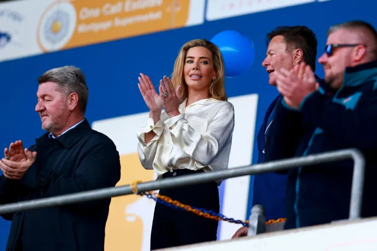 Zvali su je 'plavu&scaron;om bez mozga', a ona je od nogometnog kluba stvorila pravo čudo