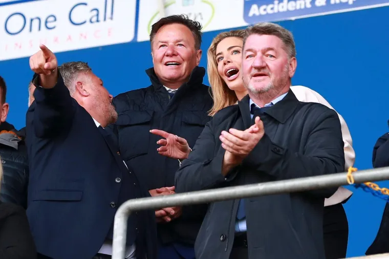 Zvali su je 'plavu&scaron;om bez mozga', a ona je od nogometnog kluba stvorila pravo čudo